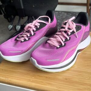 Razzle lime saucony endorphin shift 2 Size 10